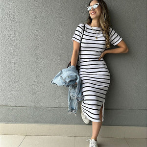 Vestido de tricot midi branco com listras pretas Dália