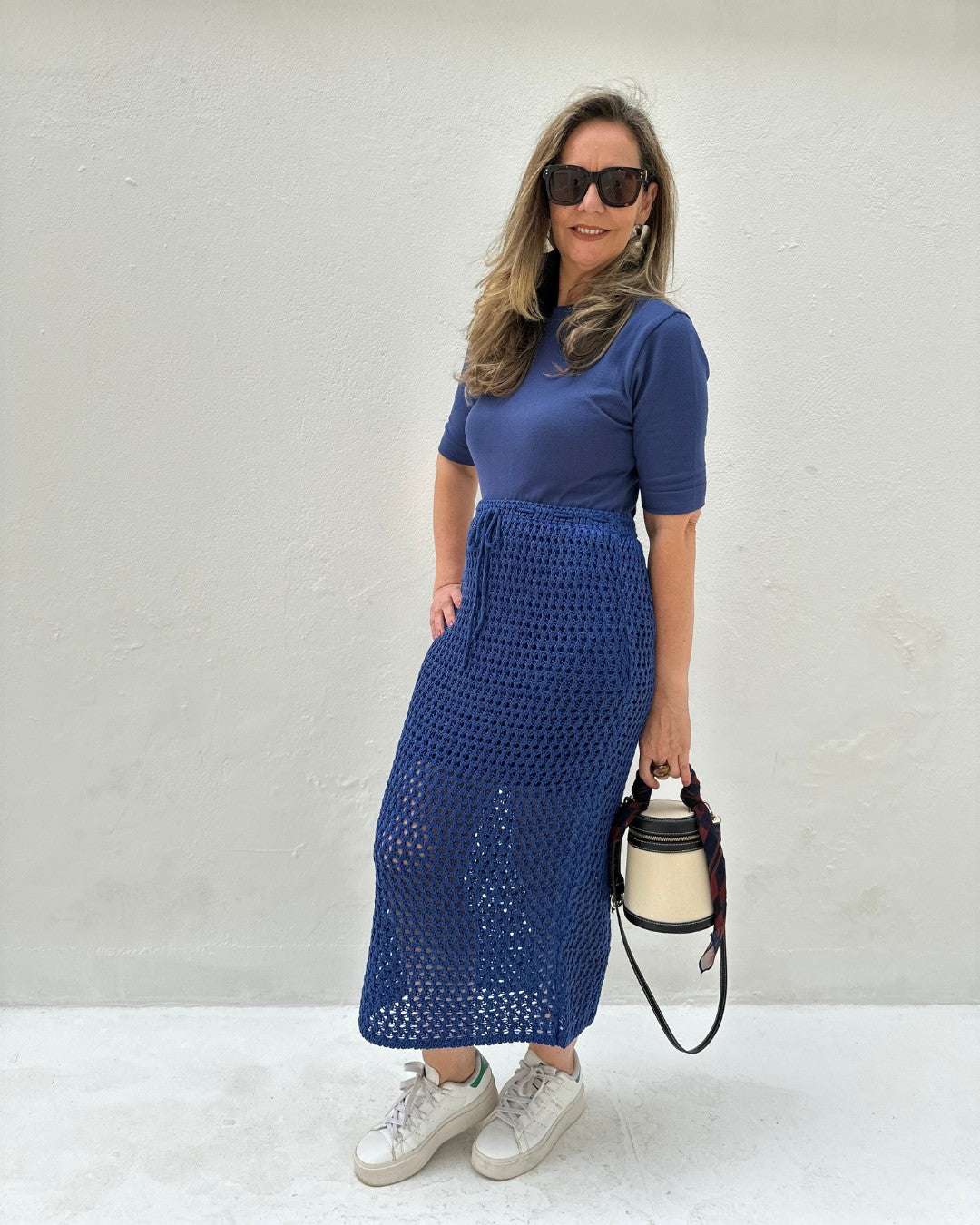 Conjunto de tricot com saia midi e regata azul Pitanga